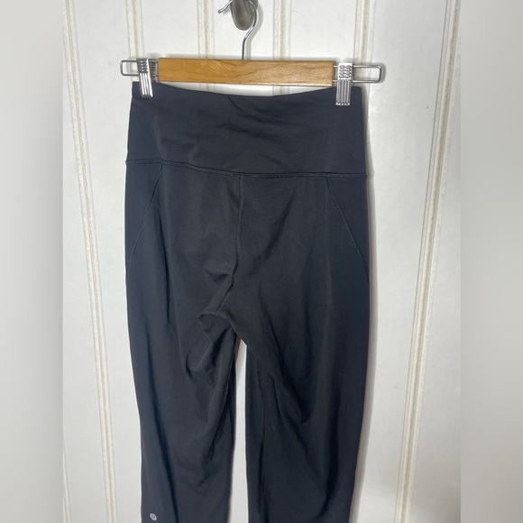 Lululemon Black Fresh Tracks Pant Joggers Leggings Sz 2 520 - Picture 5 of 9
